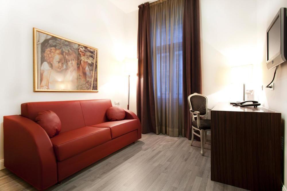 Hotel Assenzio Praga Esterno foto