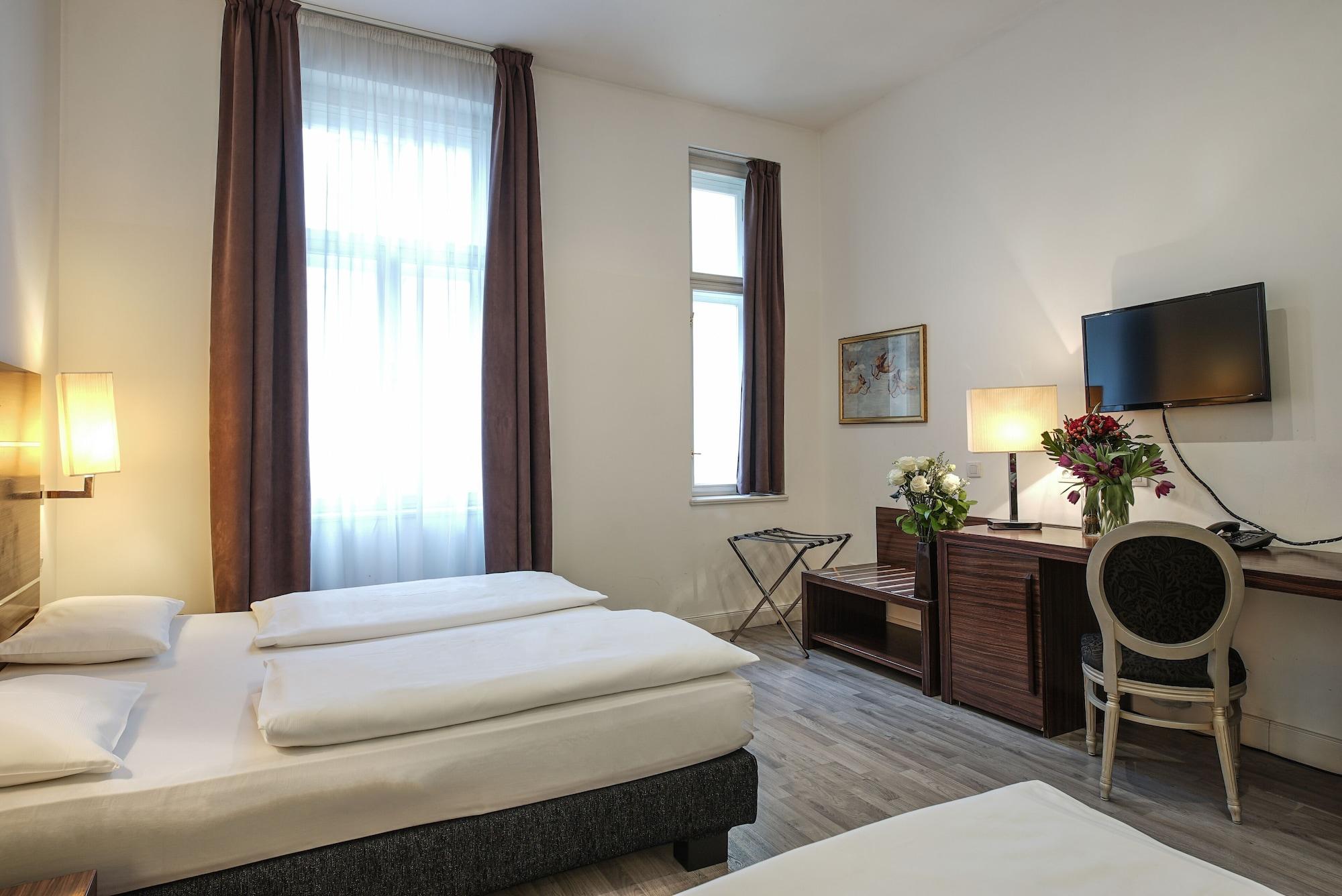 Hotel Assenzio Praga Esterno foto