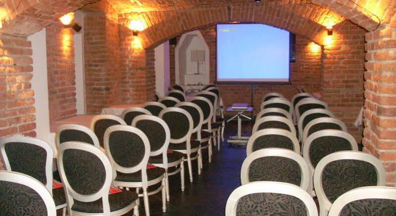 Hotel Assenzio Praga Esterno foto